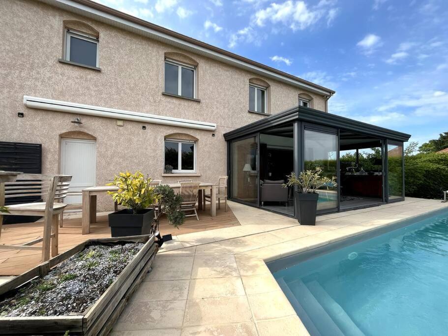 Reims Champagne Vineyard Villa Lavannes